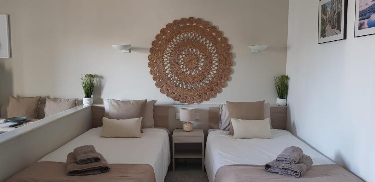 Bright & Cozy In The Center Of Puerto Banus, Pool And Terrace. Marbella