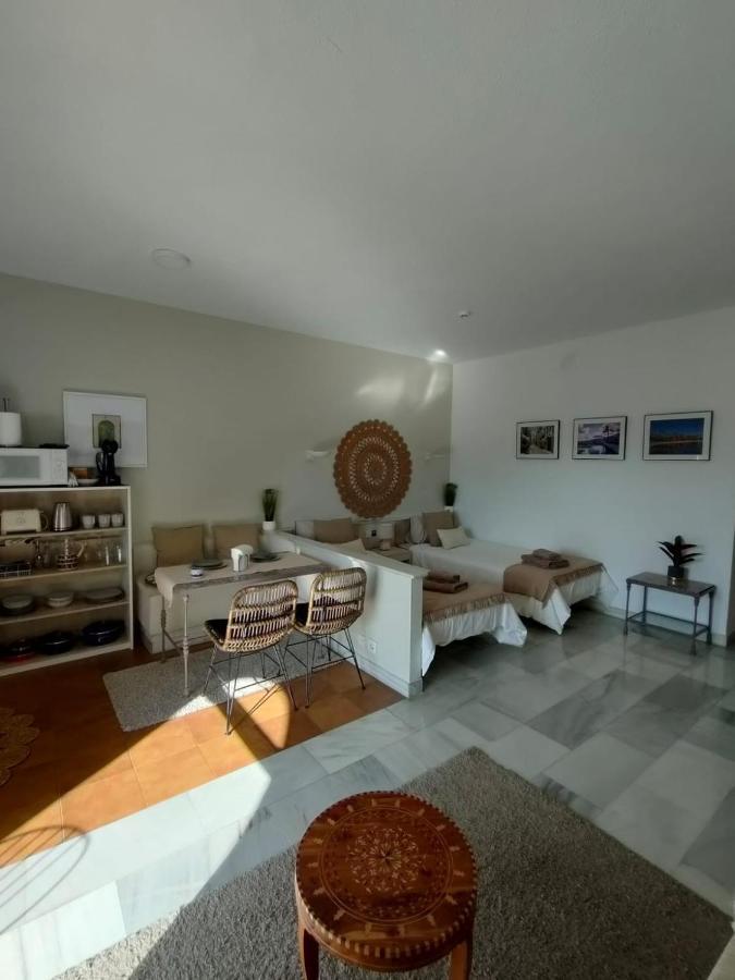Bright & Cozy In The Center Of Puerto Banus, Pool And Terrace. Apartamento Marbella