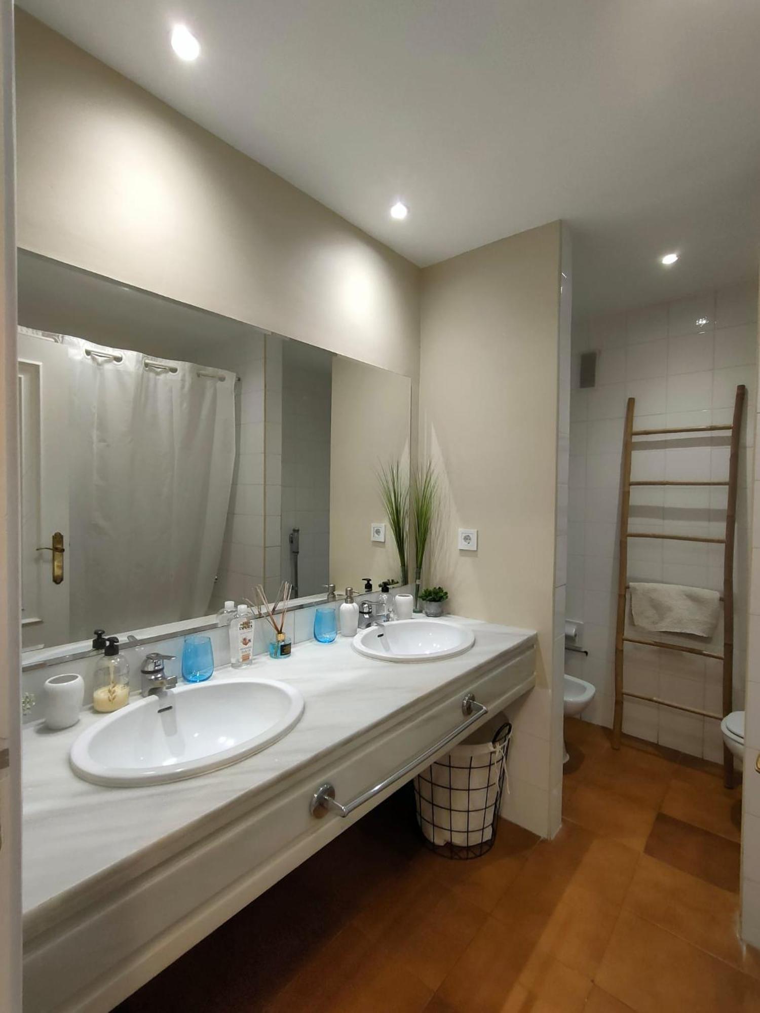 Apartamento Bright & Cozy In The Center Of Puerto Banus, Pool And Terrace.